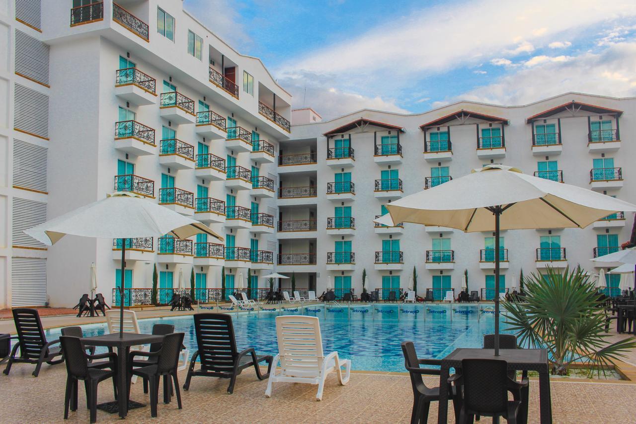 Hotel Majam'S Resort サン・ヒル エクステリア 写真