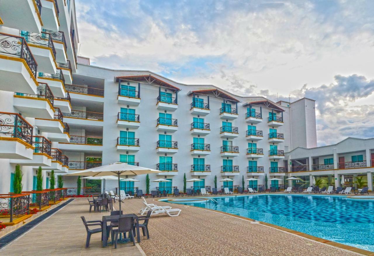 Hotel Majam'S Resort サン・ヒル エクステリア 写真